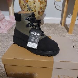 Black and Olive Hey Dude Boots